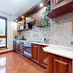 Apartment Pineapple Ochota 3 Rooms, Ac, Parking