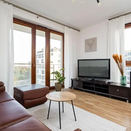 Apartment Pineapple Ochota, 3 Rooms, Parking Warsaw